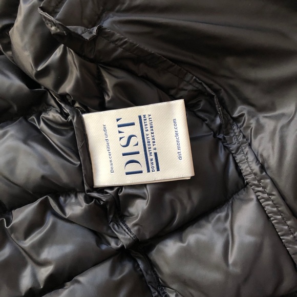 Moncler Riom Jacket Excellent Condition, with tags - Picture 8 of 14